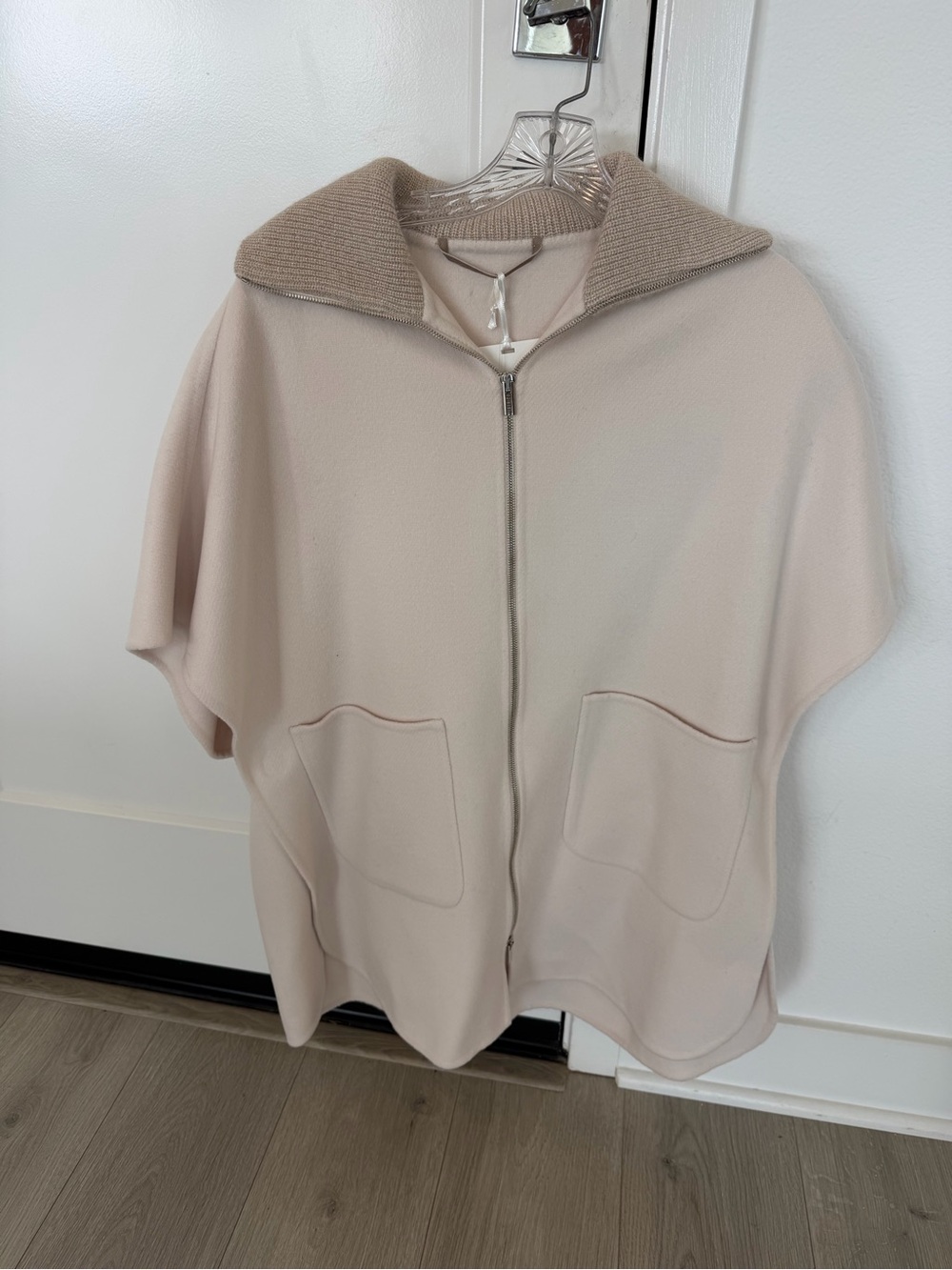 Peserico short sleeved jacket nwt